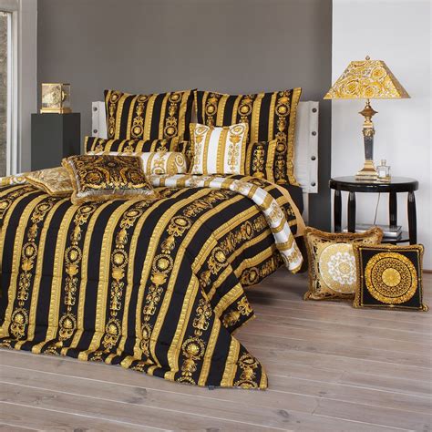 edle tagesdecke versace|Versace Luxury Bedding .